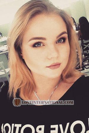 186982 - Anastasia Age: 26 - Ukraine