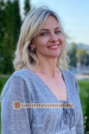 202925 - Oksana Age: 49 - Ukraine