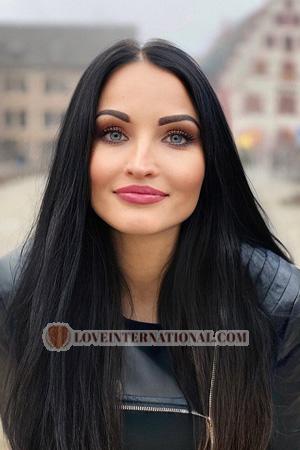 207591 - Nelya Age: 37 - Ukraine