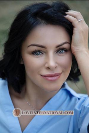 218604 - Anna Age: 33 - Ukraine