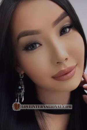 218618 - Aigul Age: 30 - Kazakhstan