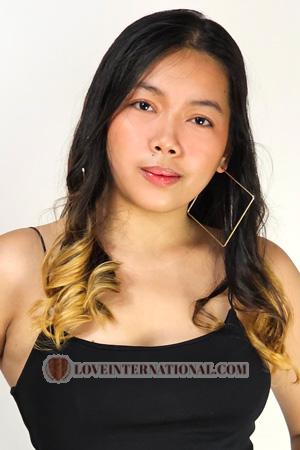 224639 - Eluisa Carbelle Age: 23 - Philippines