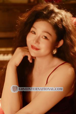 224926 - Lily Age: 53 - China