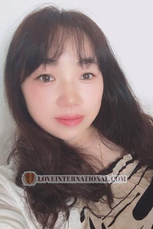 225040 - Xueqin Age: 43 - China