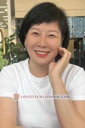 226278 - Hongyan Age: 45 - China