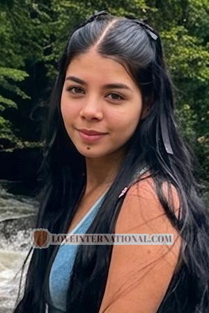 228483 - Valentina Age: 27 - Colombia